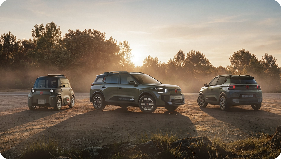 Vue trois-quarts de la gamme Citroën Outdoor, compacte et polyvalente composée de véhicules accessibles au design innovant, conçus pour l’exploration