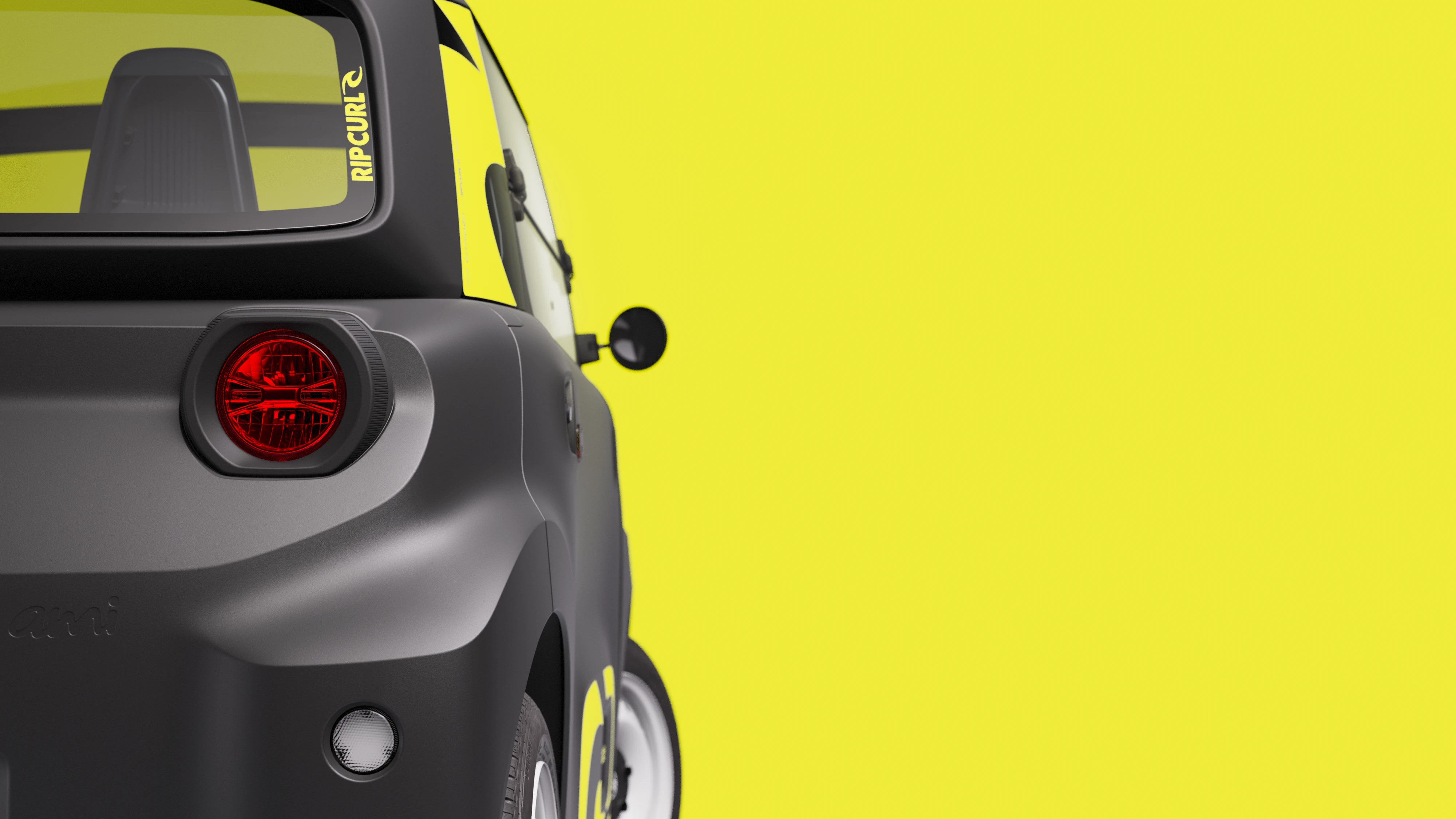 Gros plan de l’angle arrière de la Citroën Ami x Rip Curl électrique sans permis, feu arrière de la Citroën Ami pour une voiture électrique urbaine
