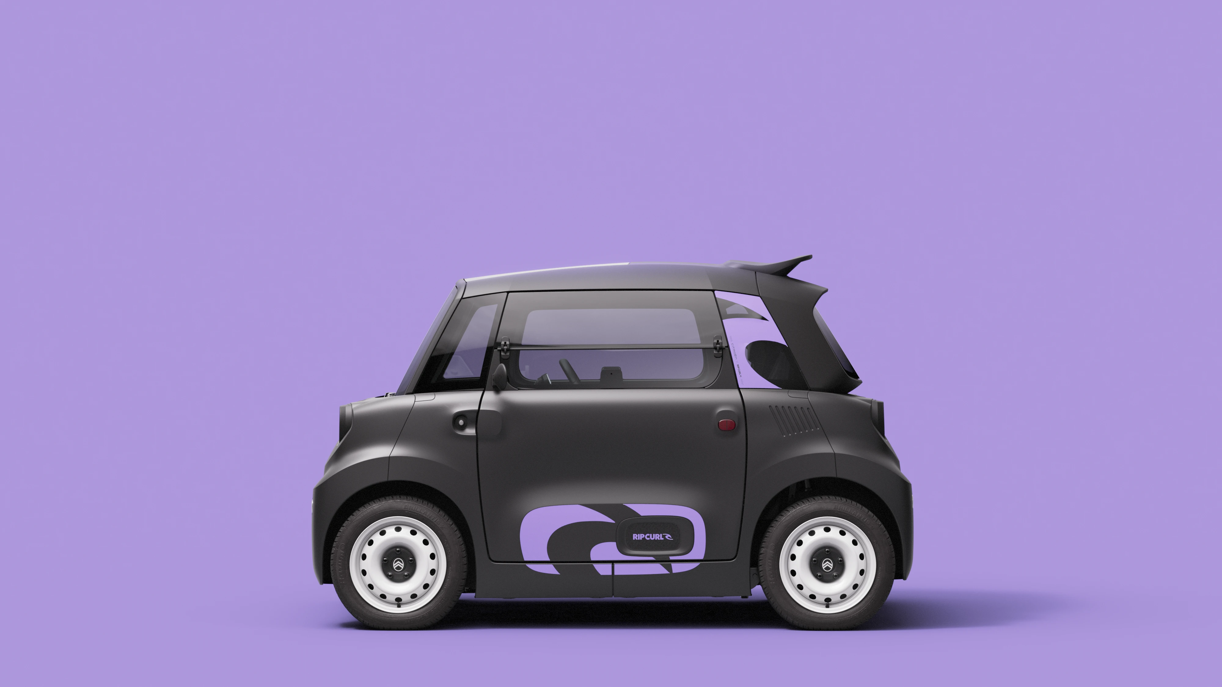 Vue latérale de la Citroën Ami x Rip Curl électrique sans permis, design compact de la Citroën Ami pour une voiture électrique urbaine