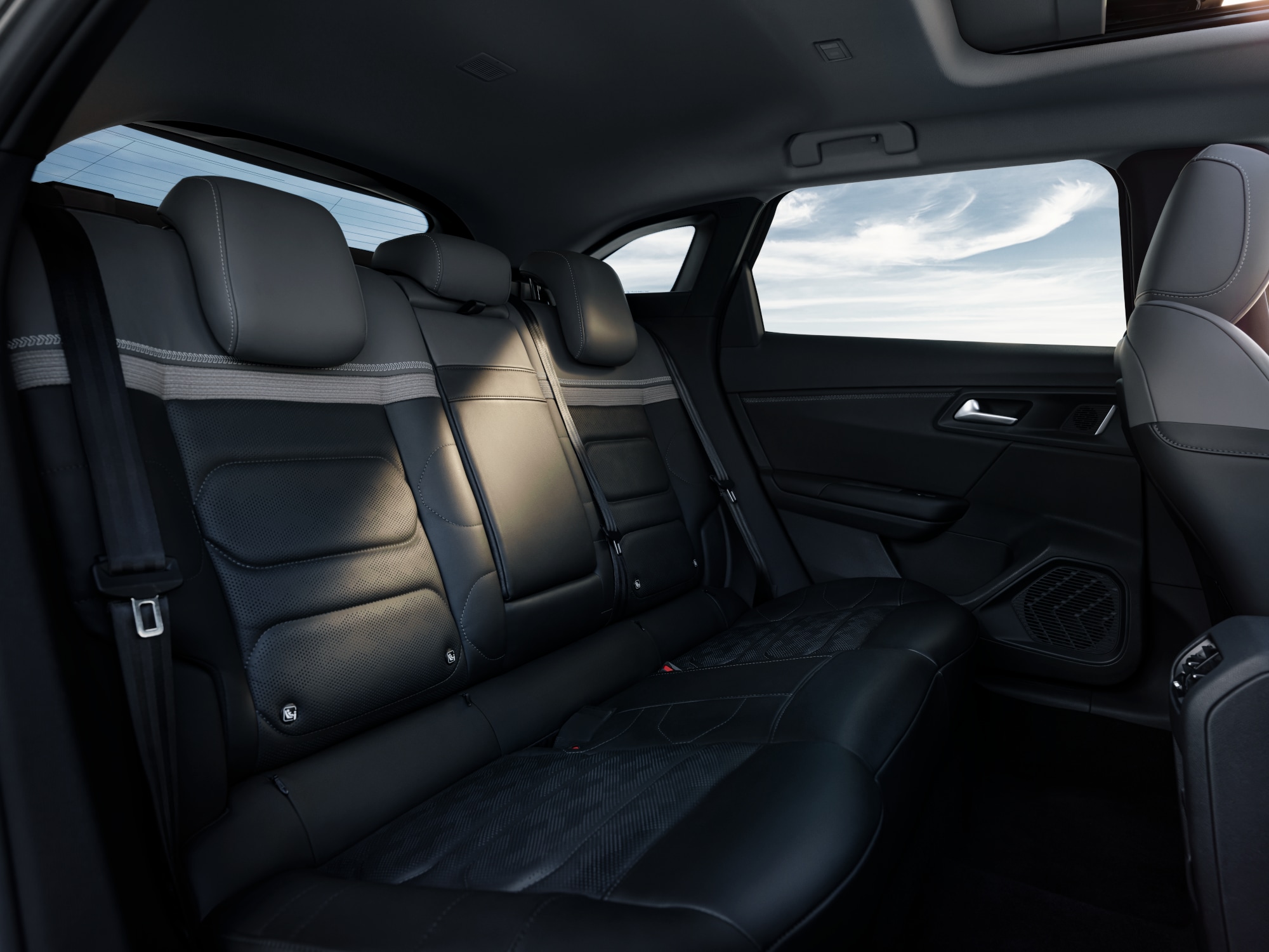 C5 X back seats view