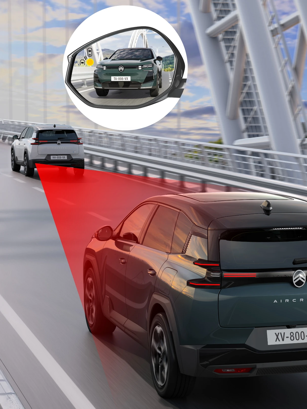 C5 Aircross à vue arrière avec détection d’angle mort longue distance améliorant la sécurité, la visibilité, la technologie et une conduite assurée